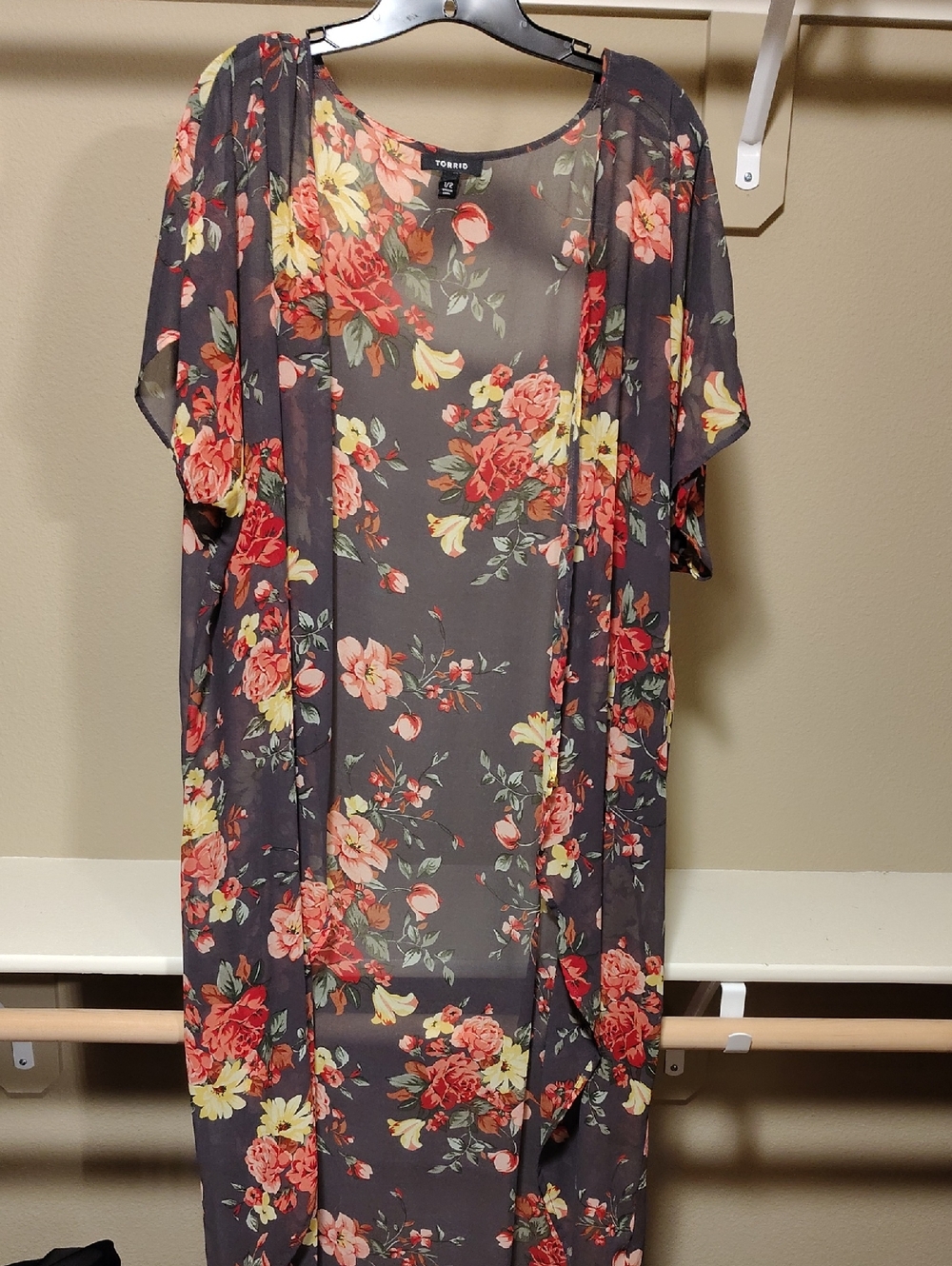 torrid Charcoal Floral Kimono Duster with Pink & Yellow Blooms